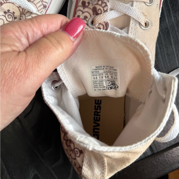 Converse Chuck Taylor All Star Hi Top Floral Canvas Sneakers Women’s 5.5 - Picture 4 of 4